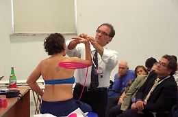 Da Siracusa a New Delhi: Saro Bellia porta la riabilitazione italiana in India