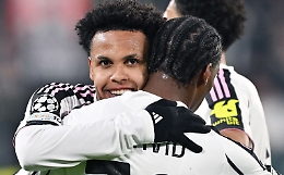 Dai fischi agli applausi: la Juve si sveglia nella ripresa, batte il Pafos e rilancia la corsa in Champions