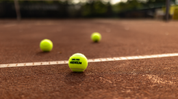 Tennista molestata nello spogliatoio di un circolo a Palermo,  denuncia e radiazione per un socio