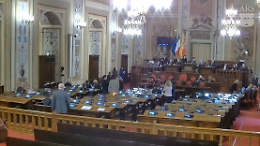 All'Ars comincia la maratona per la Finanziaria. Ma sul bilancio di previsione il governo inciampa in aula per due volte