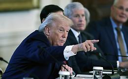 Trump: &laquo;Prenderemo la Groenlandia  "con le buone o con le cattive" e decideremo chi sfrutta il petrolio del Venezuela&raquo;