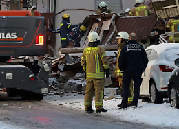 Esplosione ad Albstadt: vicini segnalano aumento delle bollette e odore di gas prima della tragedia