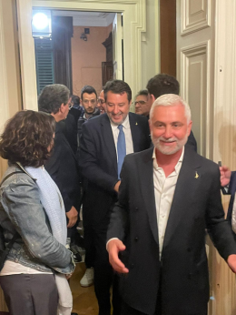 Salvini, cena a sorpresa a Messina con candidati e dirigenti della Lega: in 130 invitati in un palazzo del centro