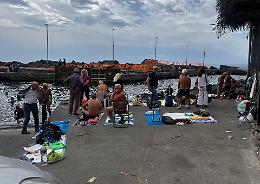 Una domenica di sole timido e acqua fredda: a Catania gli amanti della tintarella sono rimasti delusi 