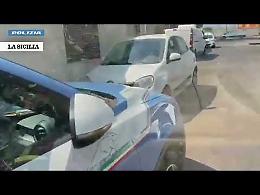 Blitz in un parcheggio vicino all'aeroporto di Fontanarossa: 40 veicoli rimossi e recuperata un'auto rubata