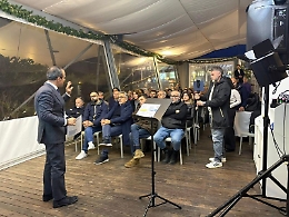 Giardini Naxos, tutti contro &ldquo;Scateno&rdquo; che si scusa per gli insulti