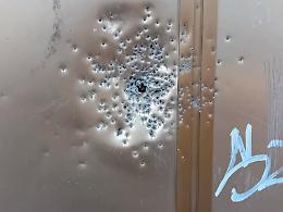 Lo Zen sempre pi&ugrave; Gomorra, sui social il video di tre giovani che sparano in strada nel quartiere