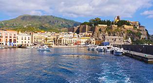 Atteso il pienone alle Eolie per il Ponte del 2 giugno: corse straordinarie da Milazzo