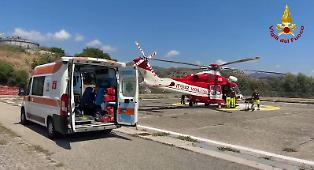 Filicudi, cade durante un'escursione a Zucco Grande: escursionista salvato in elicottero