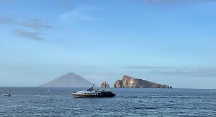 La "Dolce Vita" alle Eolie: l'state 2026 di Panarea con Luca Cordero di Montezemolo e Flavio Briatore