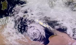 Il ciclone "Jolina" su Sicilia e Calabria: le immagini dai satelliti