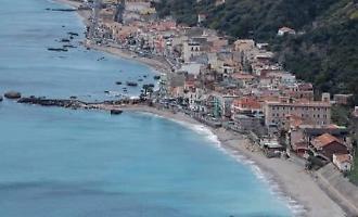 Giardini Naxos al voto tra veleni e accuse