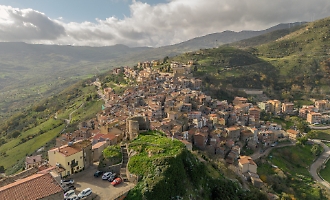 castel di lucio nebrodi