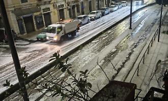 Messina, assalto di Ponente e Maestrale: tra graupelate e neve in quota, il freddo ridisegna la mappa del maltempo