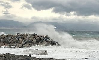Maltempo a Messina, il Governo rassicura: &laquo;Fondi nel prossimo decreto&raquo;. Ma l'allerta continua al Sud