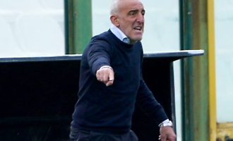 Fiducia a tempo per il tecnico Vincenzo Feola