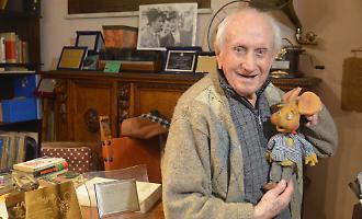 "Cosa mi dici mai?", Peppino Mazzullo la voce storica di Topo Gigio compie 100 anni