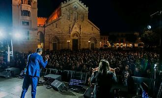 Quattro piazze e poi il silenzio: Messina al voto tra scontri, ricorsi e l'ultimo assalto