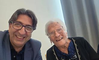A Naso Rosaria Pizzino compie 105 anni. La sua ricetta della longevit&agrave;: semplicit&agrave;, affetti e un pizzico di gossip