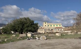 Dal litorale negato a una spiaggia da Bandiera Blu