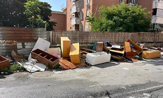Messina, via Seminario Estivo &egrave; tornata ad essere una discarica abusiva