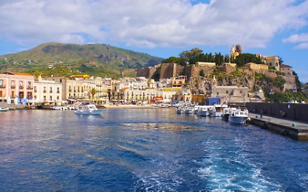 Porti eoliani in emergenza: Lipari chiede la somma urgenza e un'autorit&agrave; portuale