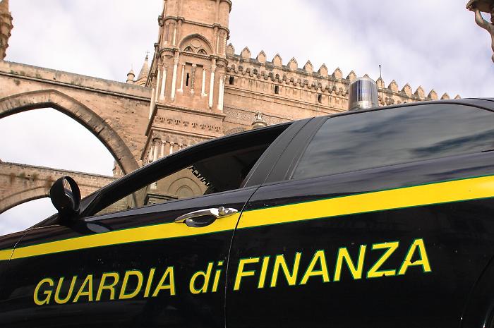 Funzionario della Soprintendenza arrestato a Palermo: mazzetta da mille euro per sbloccare fatture