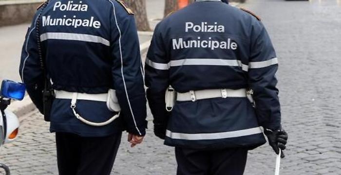 Concussione, assolti tre vigili urbani catanesi