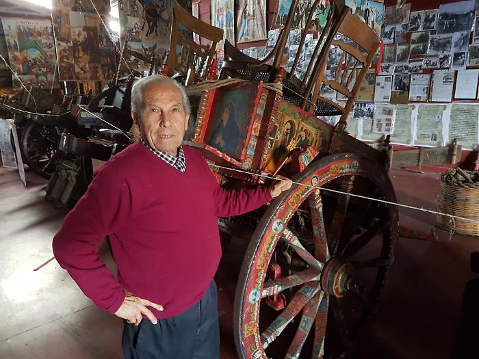 Quinta elementare e cervello fino, ecco a voi il poeta  del carretto...