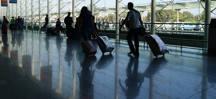 Esodo giovani in Italia e all'estero: la Sicilia &egrave; la seconda regione con pi&ugrave; "fughe"