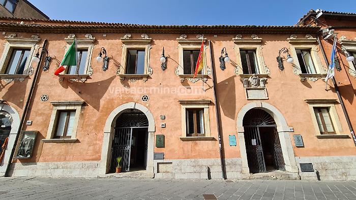 palazzo-dei-giurati-taormina-05-04-22-Copia