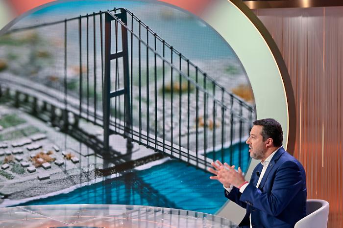 Ponte sullo Stretto e Matteo Salvini