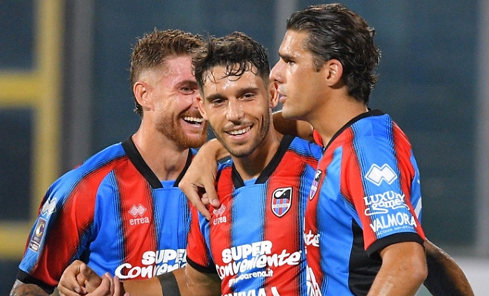 L'esultanza rossazzurra