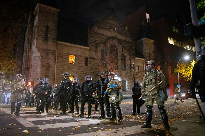 Usa, la corte d'appello dà ragione a Trump: sì alla Guardia Nazionale a Portland