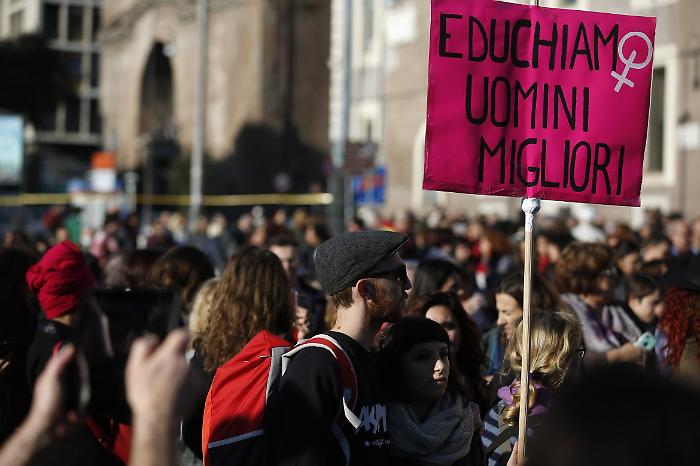 Educazione sessuale nelle scuole, l'Ars avvia la discussione sulle proposte di Cinque stelle e Pd