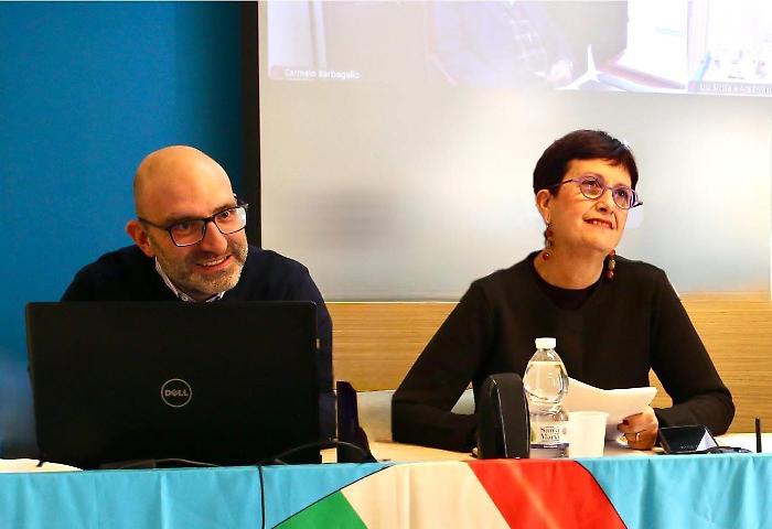 A Caltanissetta cresce ancora l’indice di vecchiaia e diventa irrefrenabile la fuga dei giovani