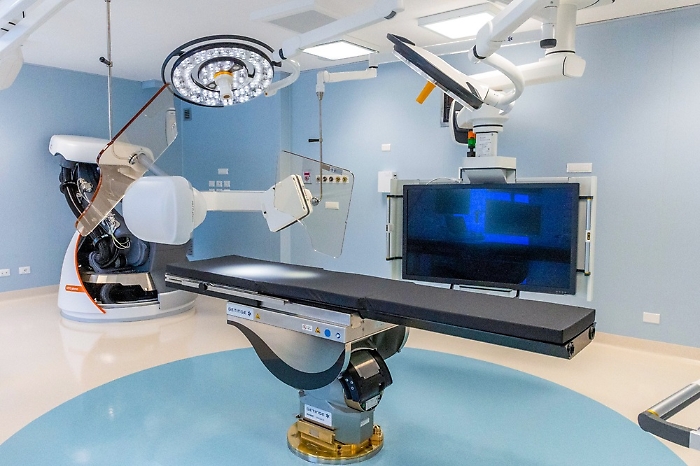 Paziente col cuore a destra anzich&eacute; a sinistra: un intervento "allo specchio" a Maria Eleonora Hospital di Palermo