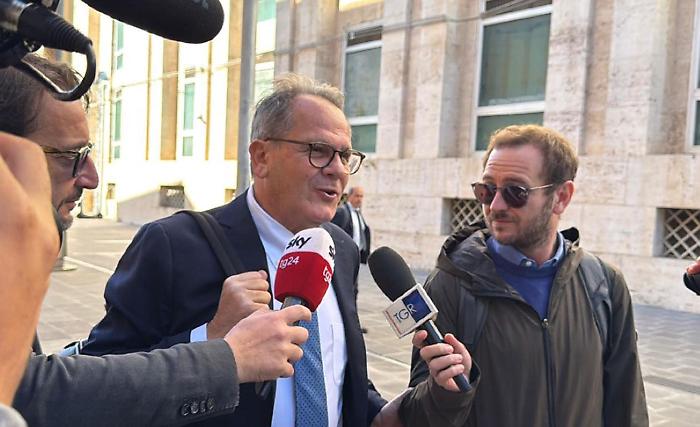 Gli appalti pilotati nella Sanità che scuotono la Sicilia, la verità di Saverio Romano: «Su di me nessuna intercettazione»