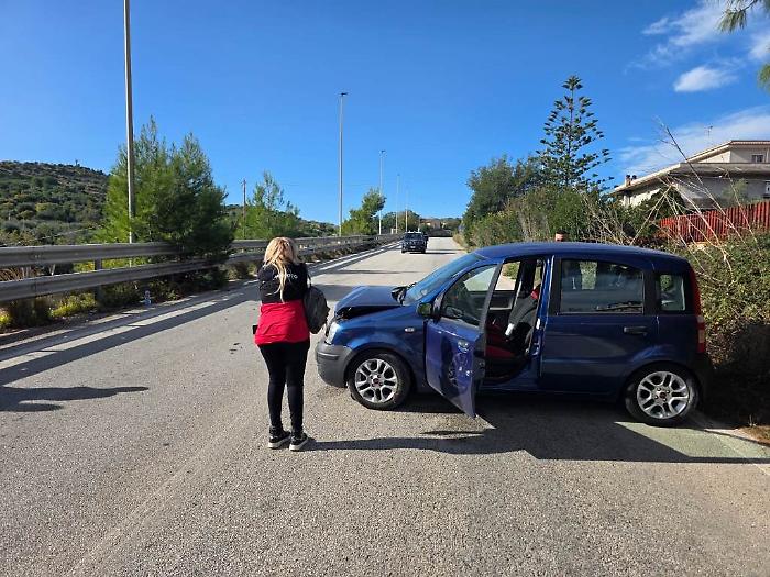 Altro incidente dopo 24 ore. Il sindaco Amenta: “Un ciclo continuo, quando interverrete?”