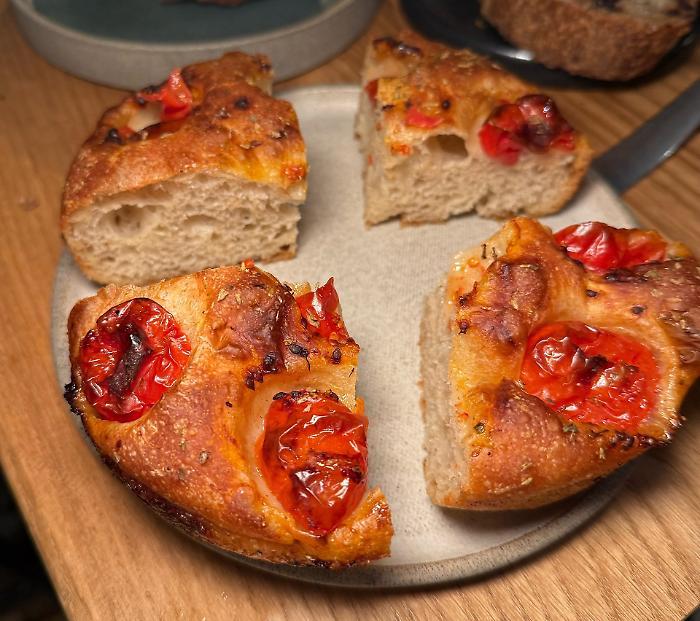 Nel cuore della Vucciria che rinasce, un luogo in cui si intrecciano profumi di forno, arte e design 