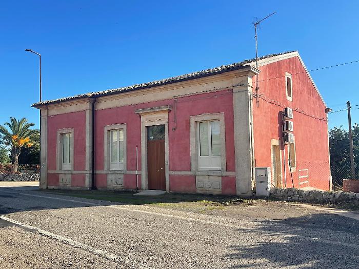 Scicli, nasce un centro sociale per anziani e persone con disabilità