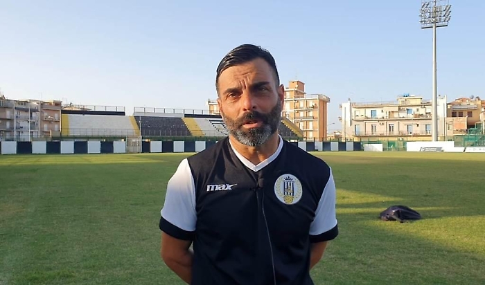 Akragas, maxi squalifica per l'allenatore Seby Catania