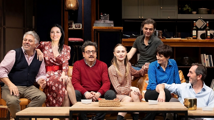 &ldquo;Perfetti sconosciuti&rdquo; accende il Teatro ABC: il gioco che svela segreti e tradimenti arriva a Catania