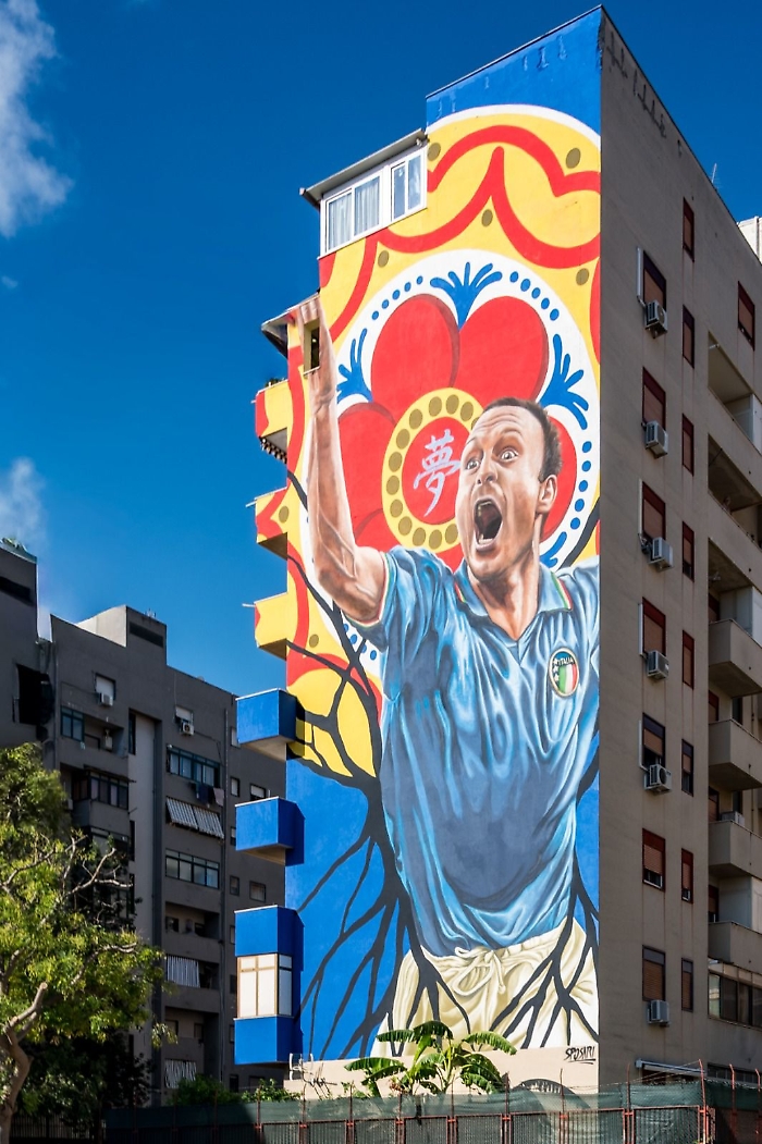 Gli occhi di Tot&ograve; tra i murales pi&ugrave; belli del mondo, &laquo;ora una statua e un museo per Schillaci&raquo;