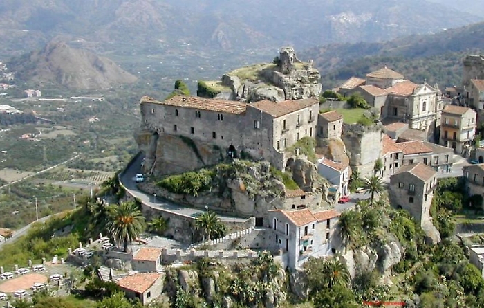 Torna il presepe vivente a Castiglione di Sicilia grazie a una associazione di giovani 