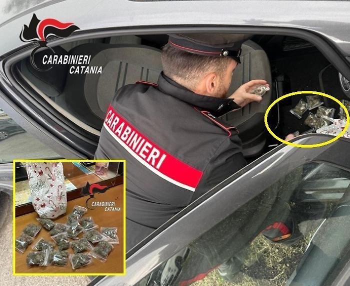 Droga negli slip, arrestato dai carabinieri a Catania 