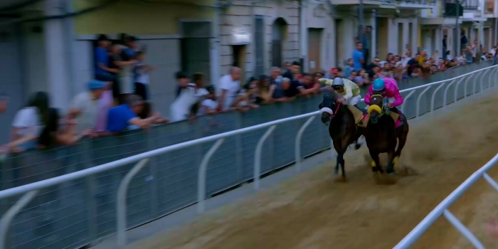 Floridia, sport e tradizione nel docufilm sul Palio e sulla Coppa Ascensione