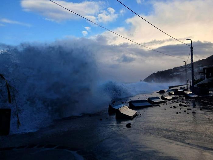Forte maltempo di origine tropicale in Sicilia: ecco l'avviso, e tutte le raccomandazioni, della Protezione civile