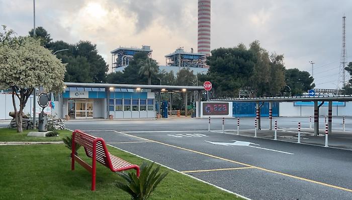 Tragedia alla Centrale A2a di San Filippo del Mela, 50enne muore per un infarto fulminante