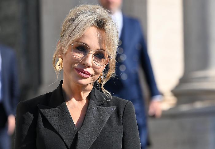 Forza Italia cambia pelle: perch&eacute; dietro la staffetta Gasparri- Craxi c'&egrave; la "Dottrina Marina" 